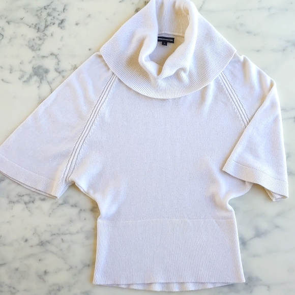 NWOT. Express Design Studio Wool Blended Wide Half Sleeve and High Neck Sweater. - Picture 3 of 6